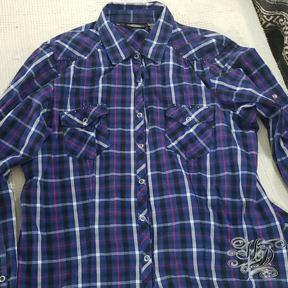 Ladies long sleeve button down plaid shirt